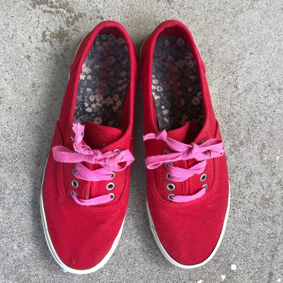 Bundle Sale! Red Mossimo Sneakers size 8 used - Picture 1 of 9